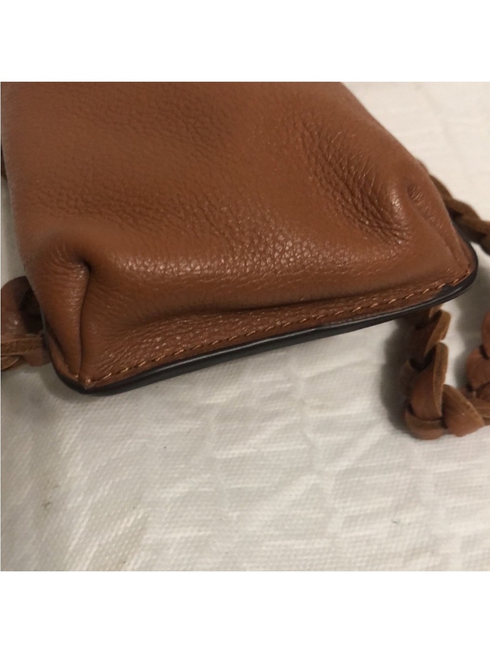 🩷Rebecca Minkoff Caramel Brown Leather Crossbody Pouch with Gold Logo - Picture 6 of 6